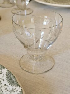 Ensemble de 4 verres à eau en verre ciselé "Adeline"