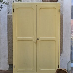 Armoire parisienne ancienne rénovée | APOLLINE