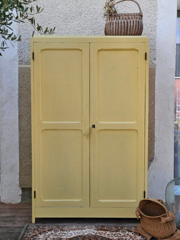 Armoire parisienne ancienne rénovée | APOLLINE