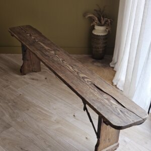 Banc de ferme ancien pliant “Gabin” – bois massif & ferrure d’origine