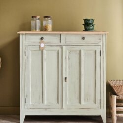 Buffet parisien vintage en bois massif – Léonie – Patine vert sauge
