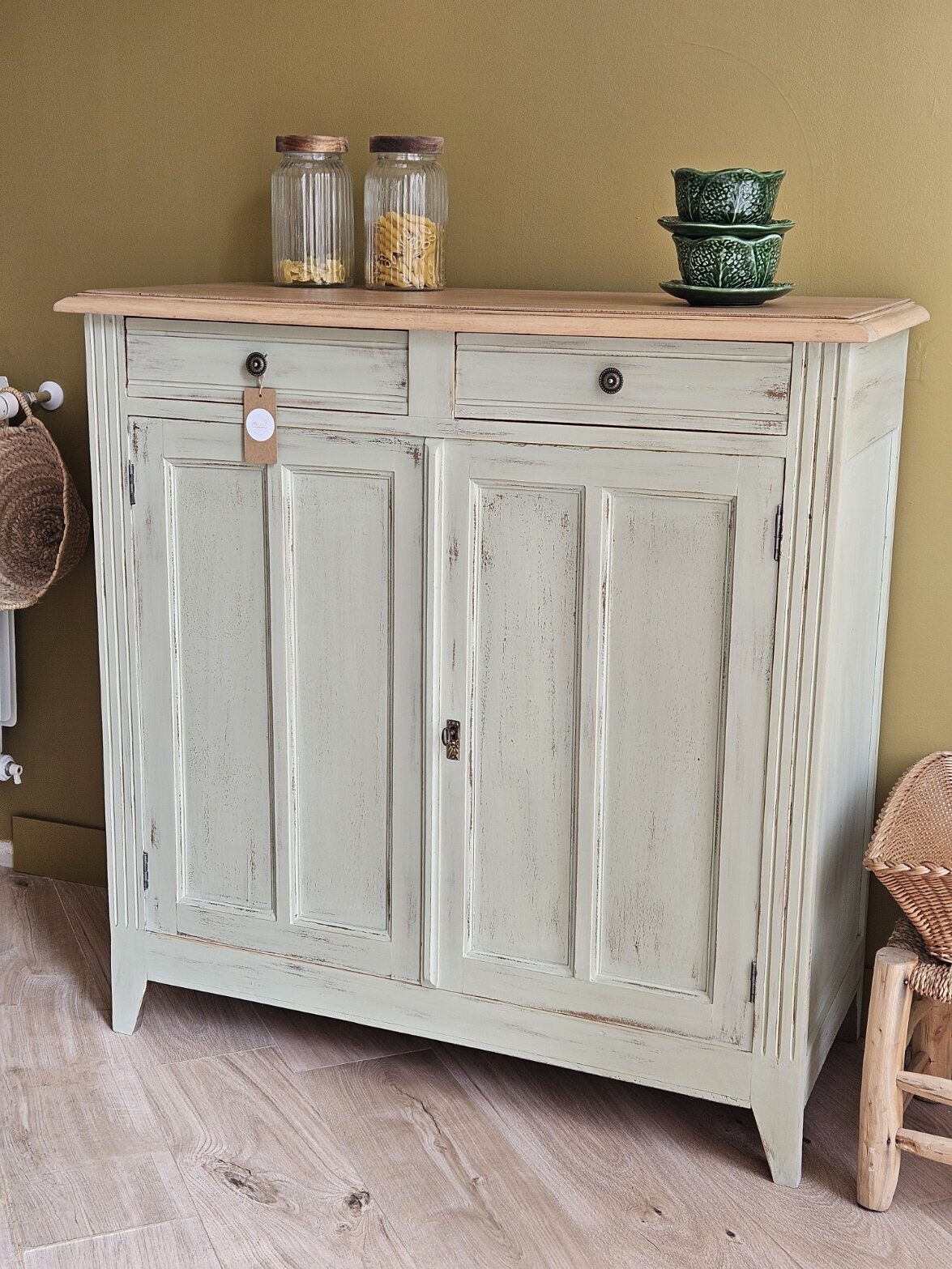 Buffet parisien vintage patiné en bois massif | LEONIE – Image 16