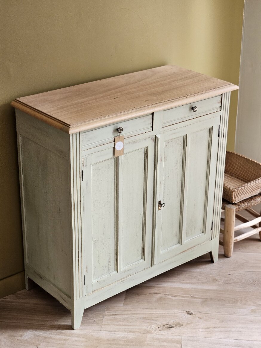 Buffet parisien vintage patiné en bois massif | LEONIE – Image 14